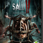 Saw II: Flesh & Blood (Jogos Mortais 2) te joga diretamente no centro de um pesadelo brutal e incrivelmente tenso! 🧩 Ambientado entre os eventos do segundo e do terceiro filme da franquia, você controla Michael Tapp, que acaba preso pelo Jigsaw enquanto investigava a misteriosa morte de seu pai, o Detetive Tapp. O jogo aposta forte em uma atmosfera sombria, de alto contraste e claustrofóbica. Para sobreviver, é preciso usar muito raciocínio para resolver os sádicos quebra-cabeças mecânicos e ter reflexos rápidos para escapar das terríveis armadilhas espalhadas pelos cenários. 🪚 Cada porta aberta pode ser a última! 🚪🔪